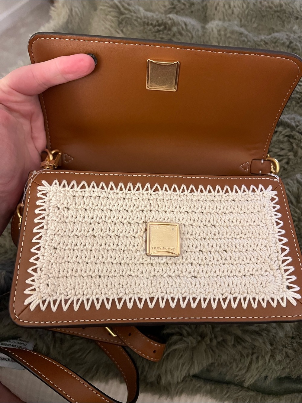 NWT Tory Burch Cream Britten Crochet Crossbody with Tan Leather Trim - Picture 10 of 16